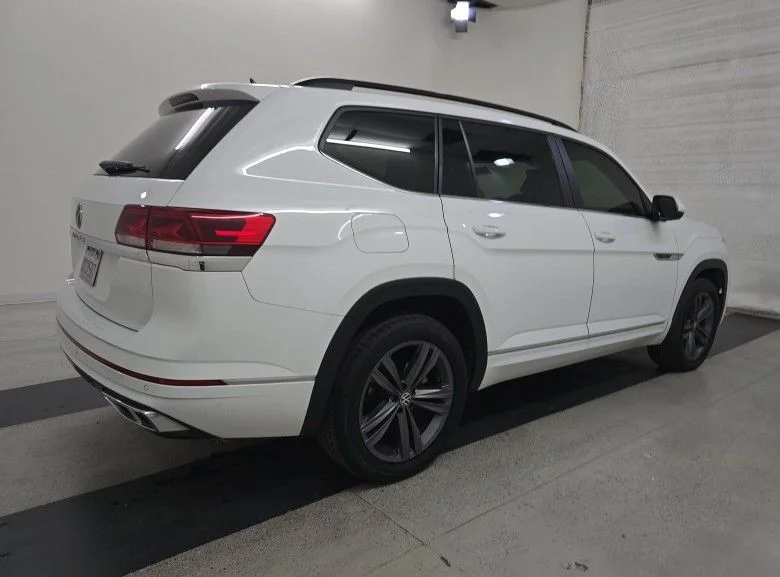 Used 2021 Volkswagen Atlas SE w/Tech R-Line with VIN 1V2MR2CA3MC605902 for sale in Kansas City