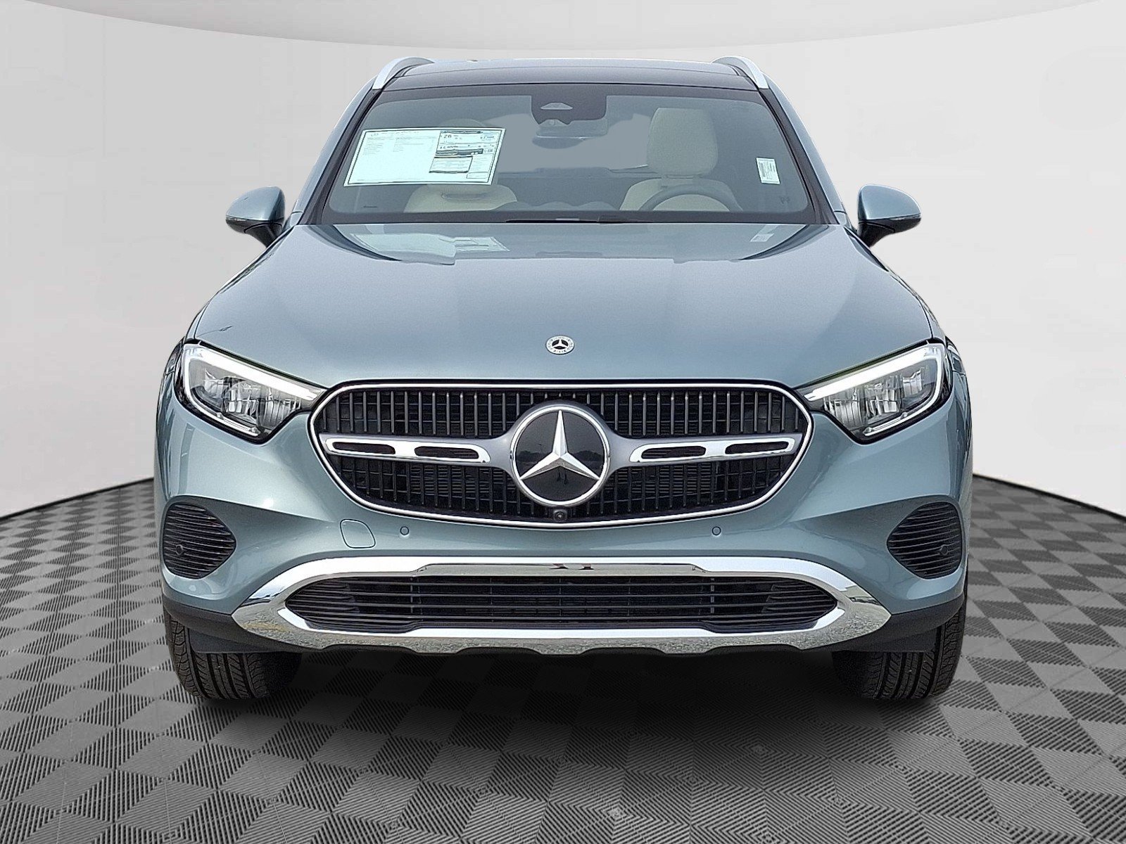 New 2026 Verde Silver Metallic - 188 Mercedes-Benz  image 2