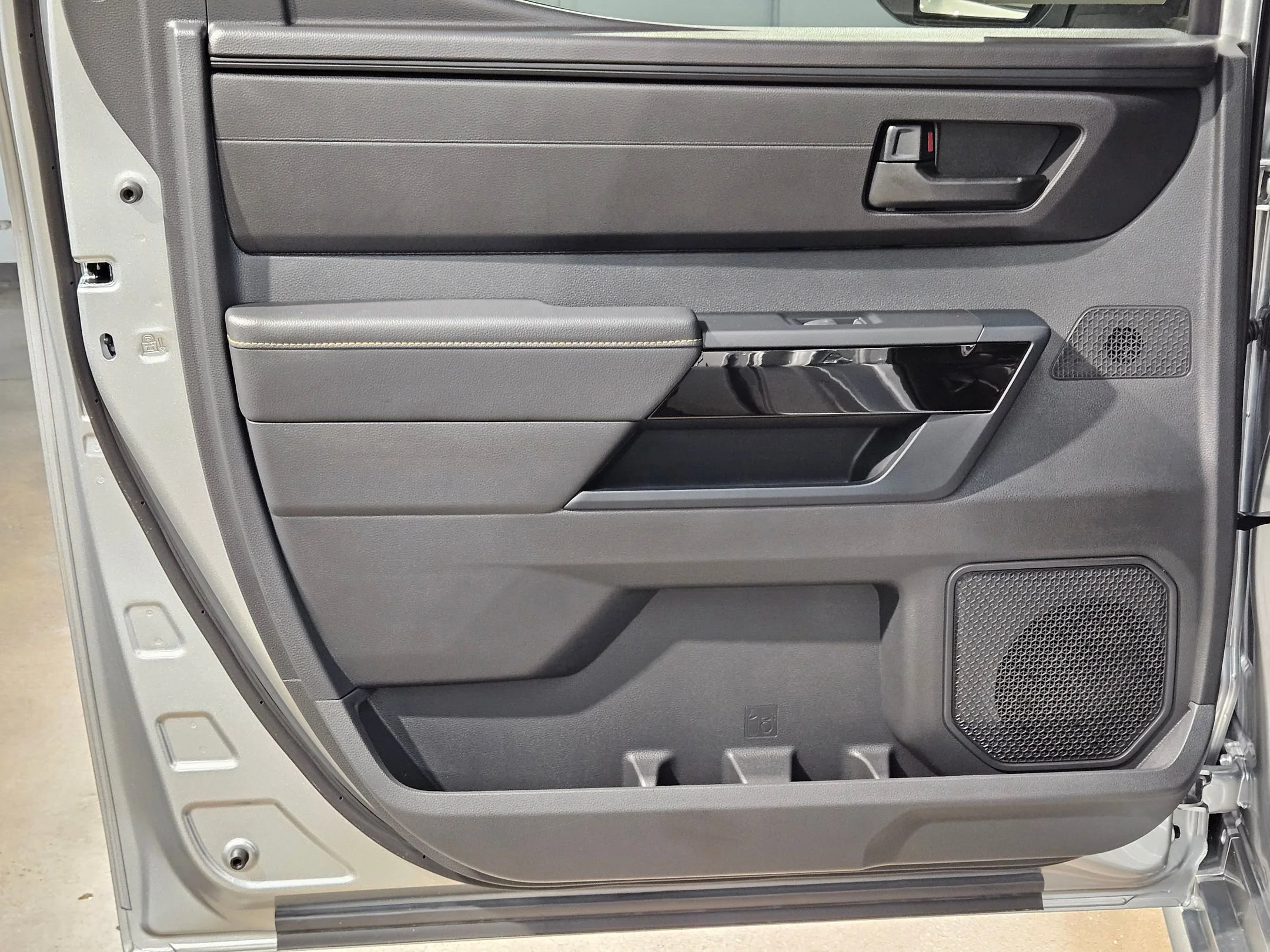 2026 Toyota Tundra SR5 - Photo 19