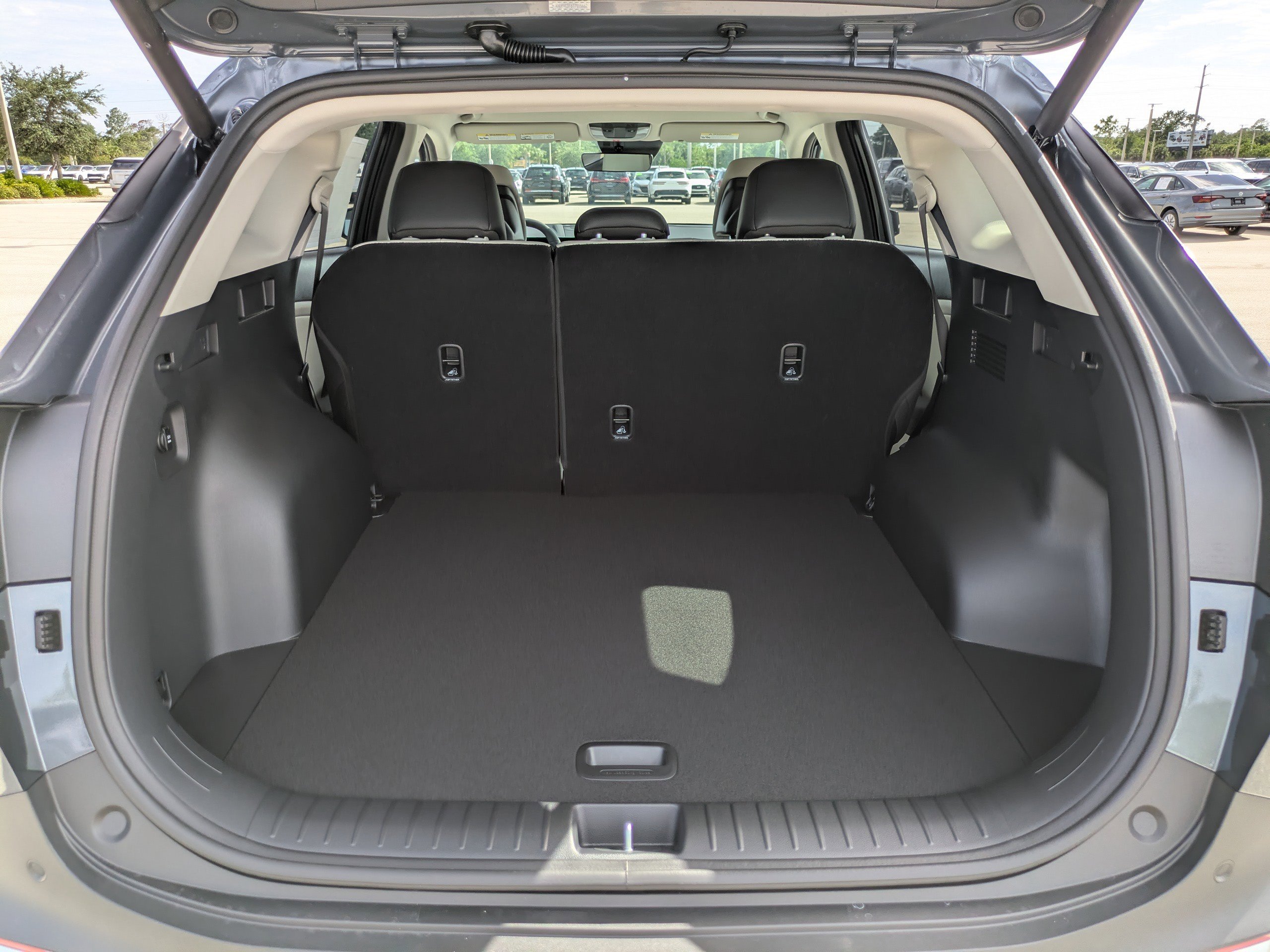 New 2026 Gravity Gray Kia EX image 15
