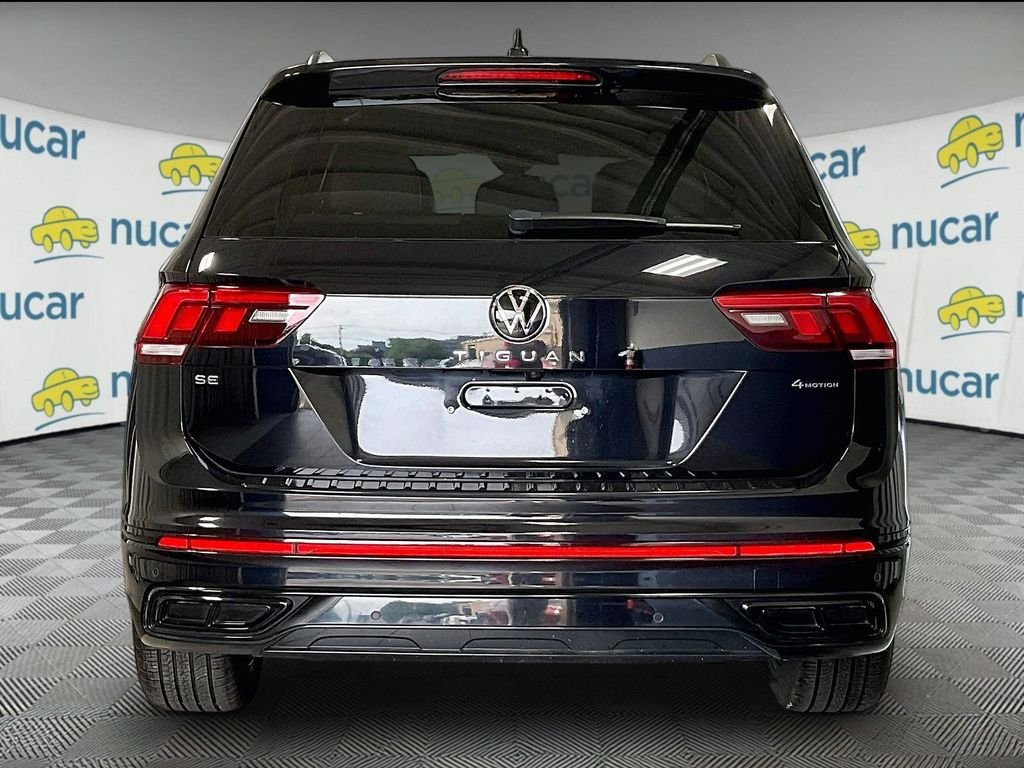 Used 2023 Black Volkswagen 2.0T SE R-Line Black image 5