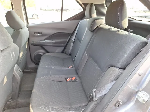 Used 2024 Gray Nissan SV image 15