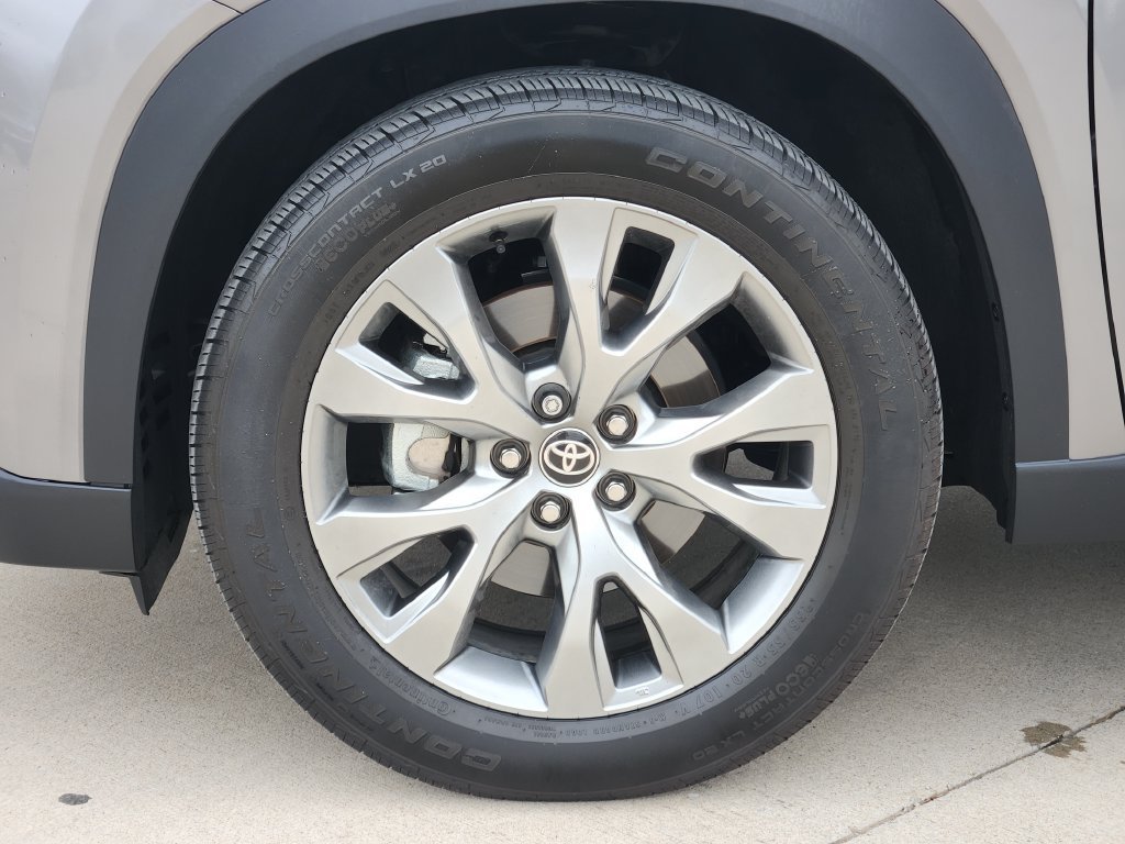 Certified Used 2025 Gray Toyota Limited image 10