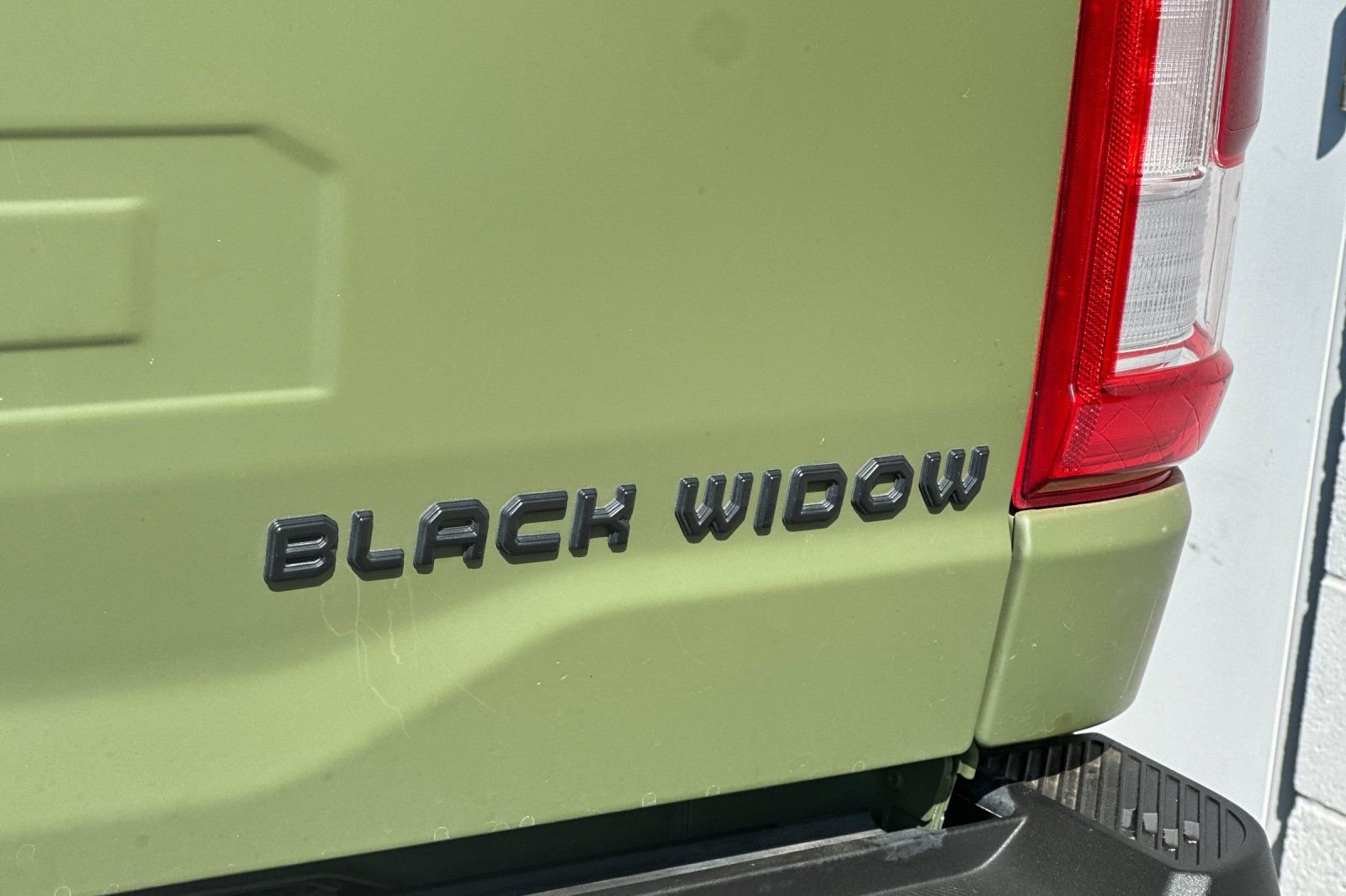 Used 2022 Black Ford Lariat image 31