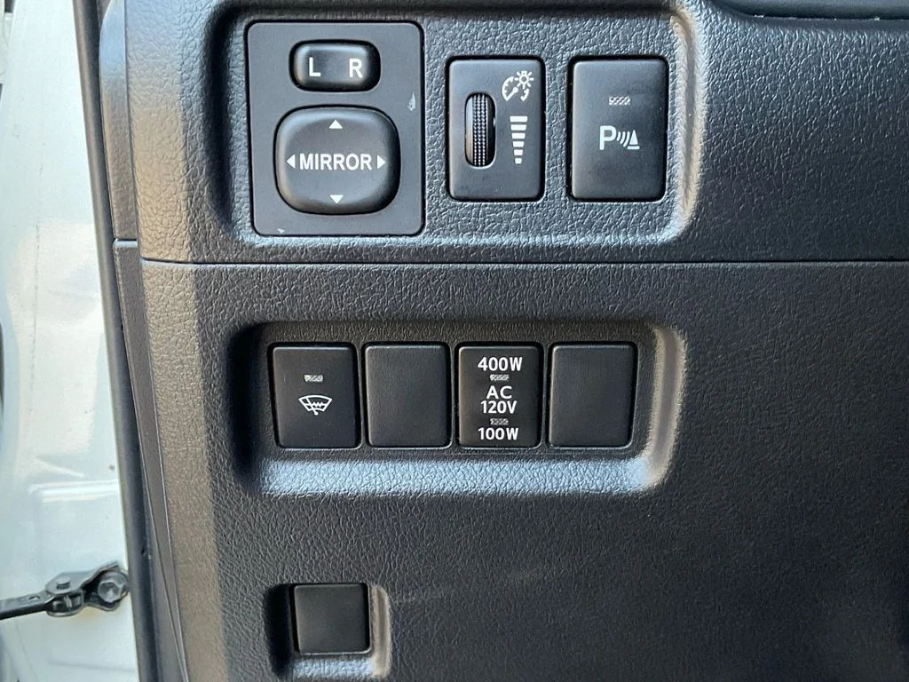 Used 2016 White Toyota Limited image 27