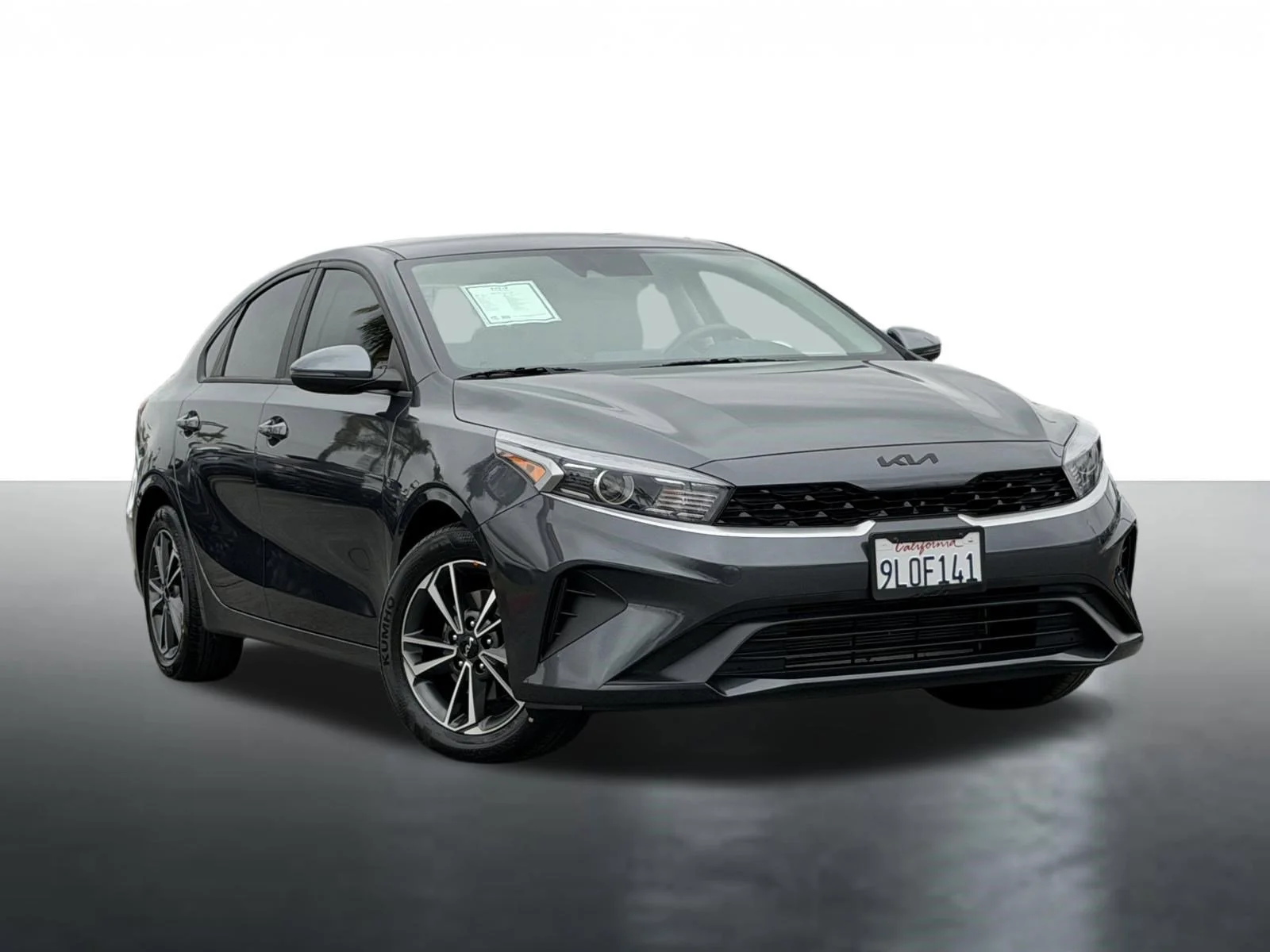 2024 Kia Forte LXS AT's photo