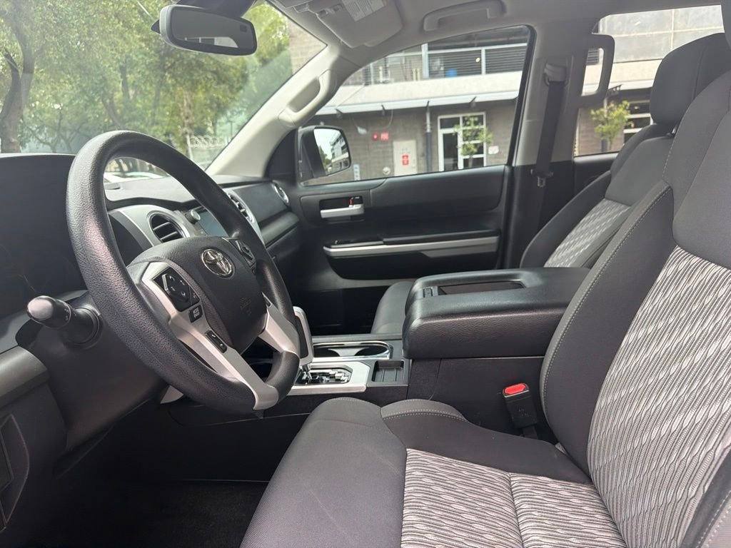 Used 2021 White Toyota SR5 image 15