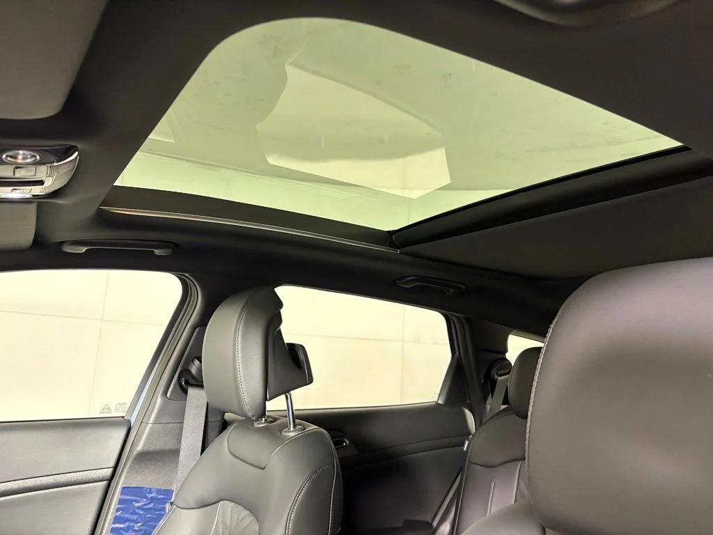 New 2027 Heritage Blue Kia X-Line Prestige image 19