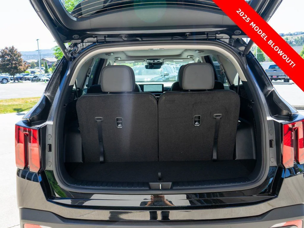 2025 Kia Sorento X-Line SX - Photo 29