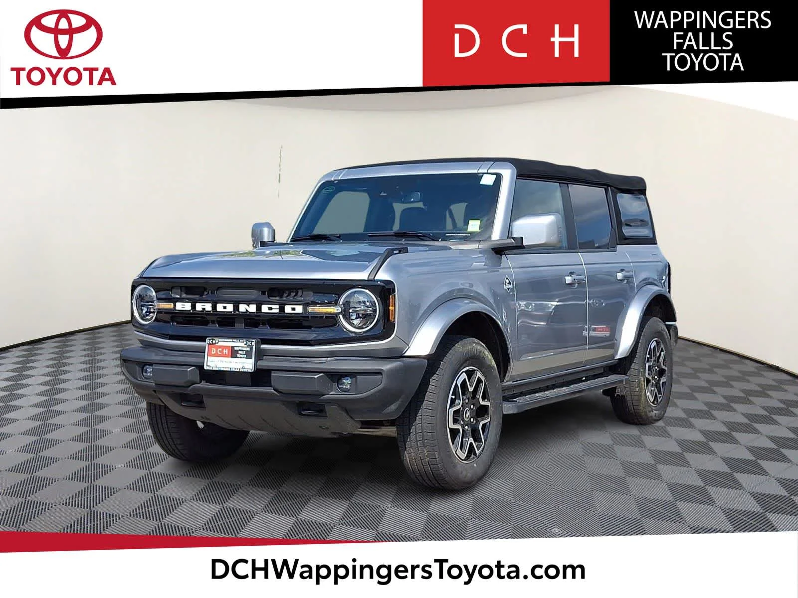 2023 Ford Bronco 4-Door Outer Banks