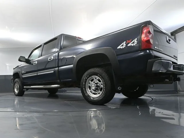 Used 2005 Blue Chevrolet LS image 47