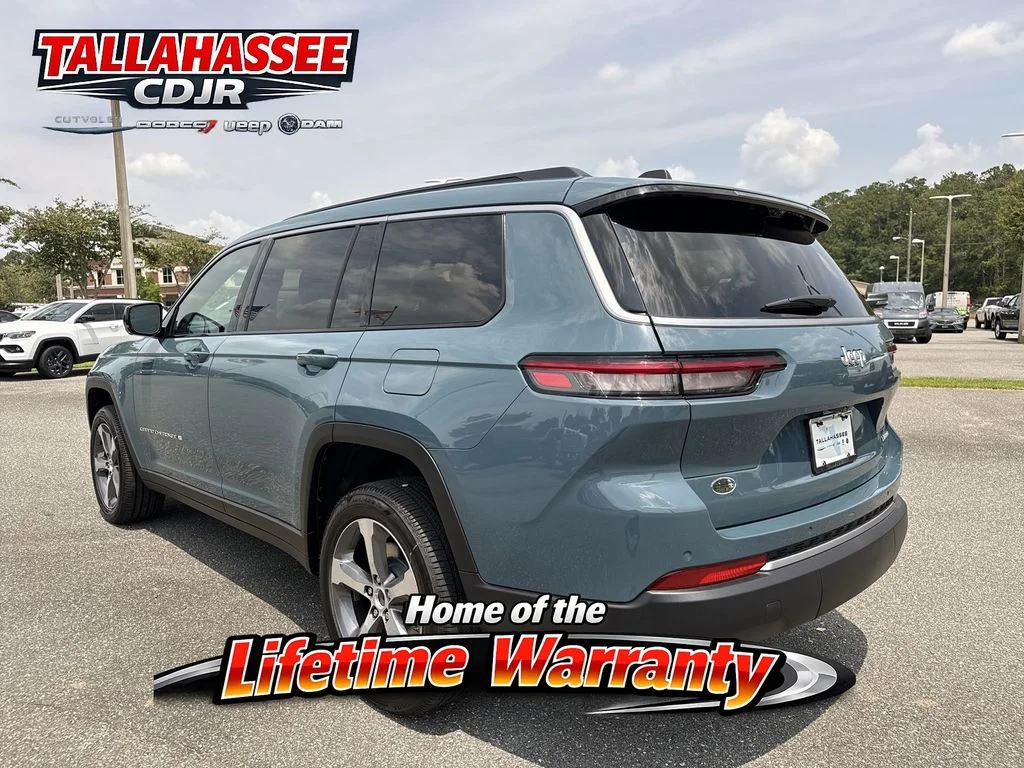 New 2026 Steel Blue Exterior Paint Jeep Limited image 6