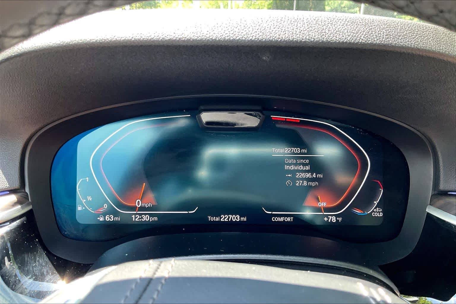 Used 2023 Alpine White BMW 530i xDrive image 27