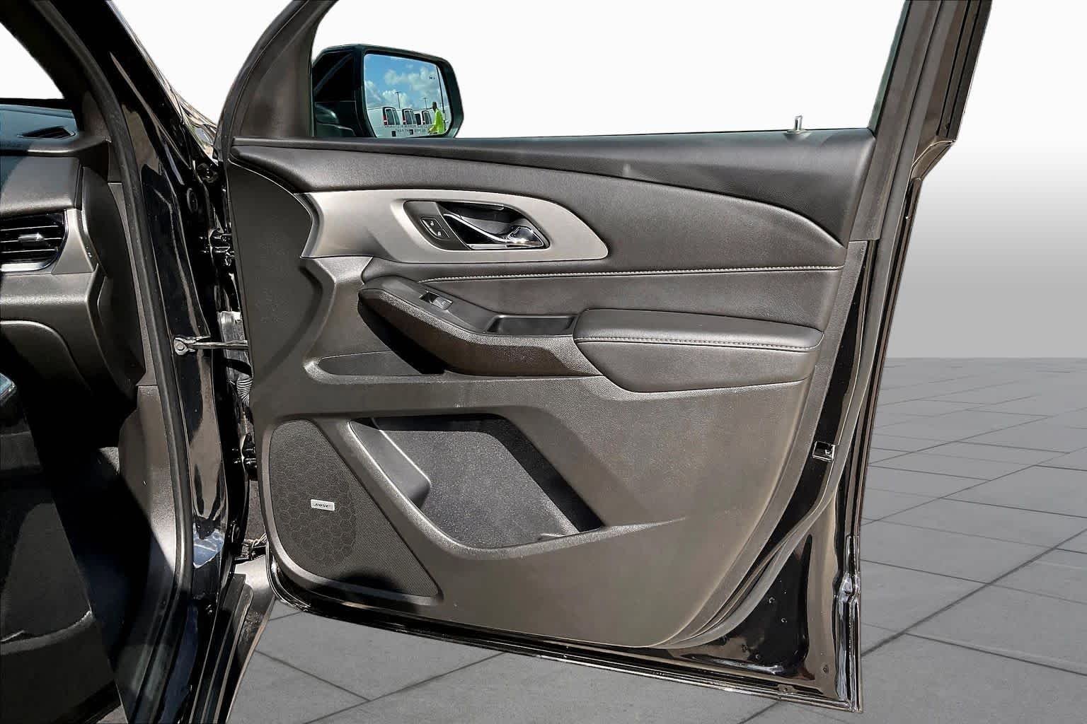 Used 2023 Mosaic Black Metallic Chevrolet LT Leather image 23