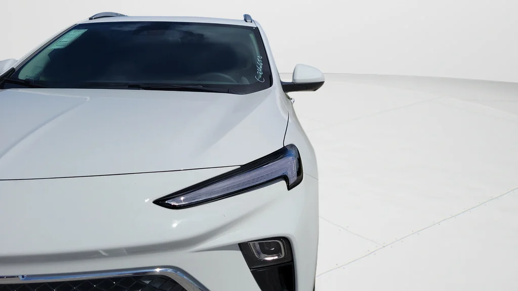 New 2026 Summit White Buick Sport Touring image 23