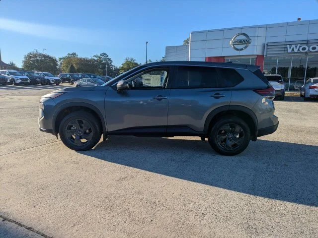 New 2027  Nissan SV image 7