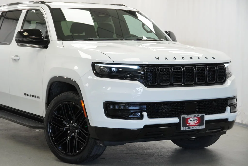 Used 2025 White Jeep Series II image 6