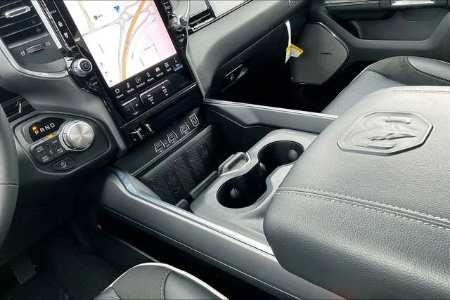 2025 RAM 1500 Laramie - Photo 9