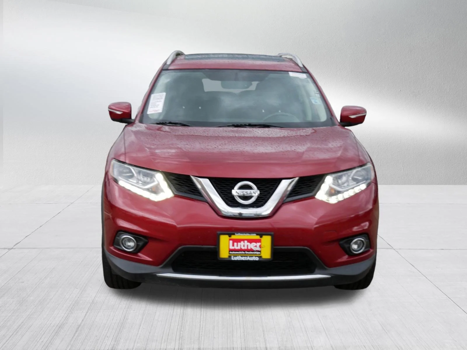 Used 2014 Nissan Rogue SL with VIN 5N1AT2MV2EC801124 for sale in Brooklyn Center, Minnesota