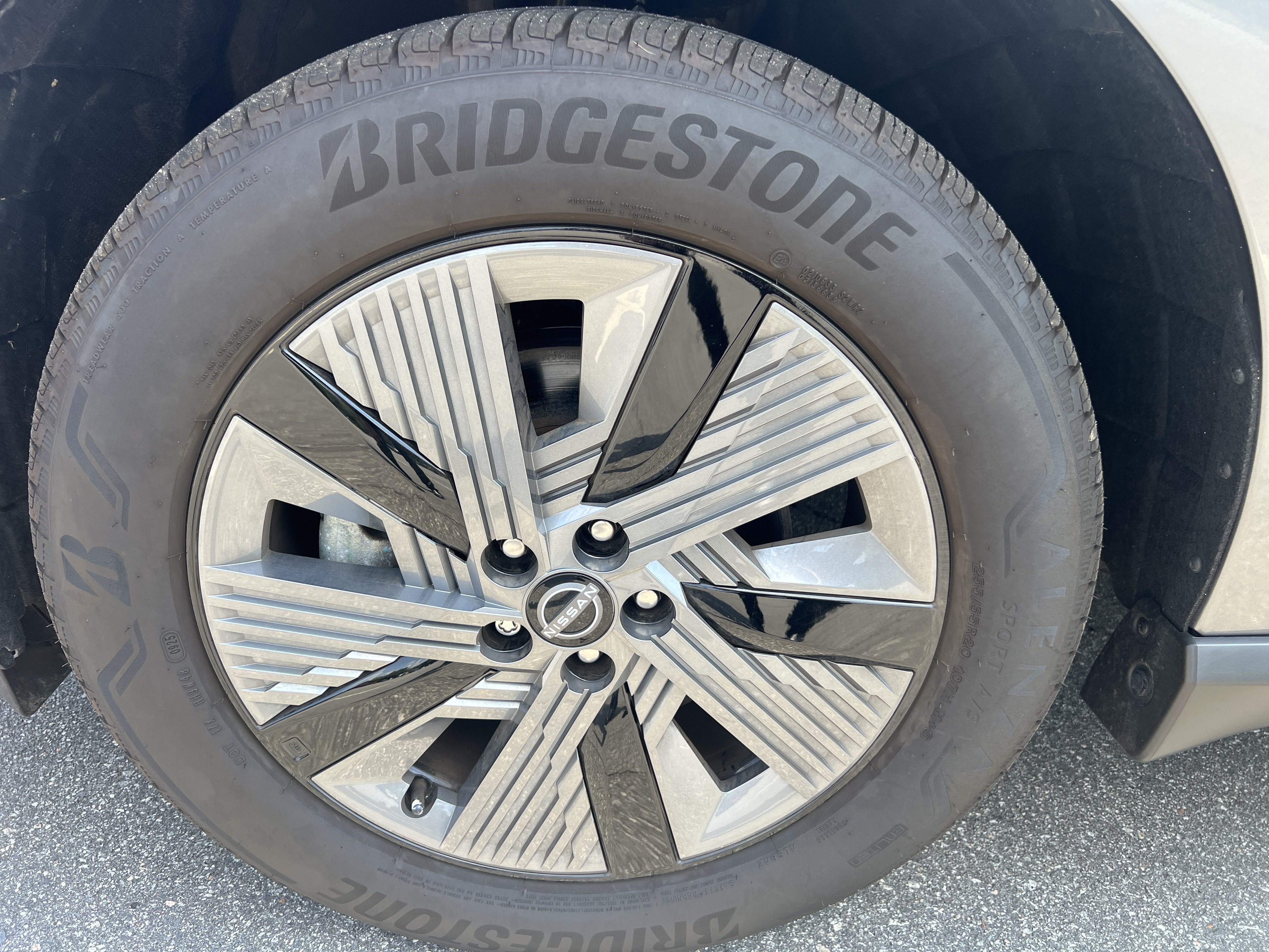 Used 2025 Gun Metallic Nissan SL image 9