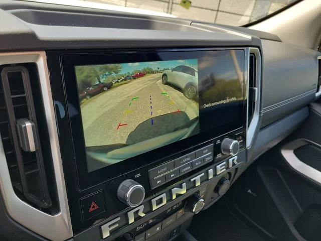 Used 2025 White Nissan SV image 18