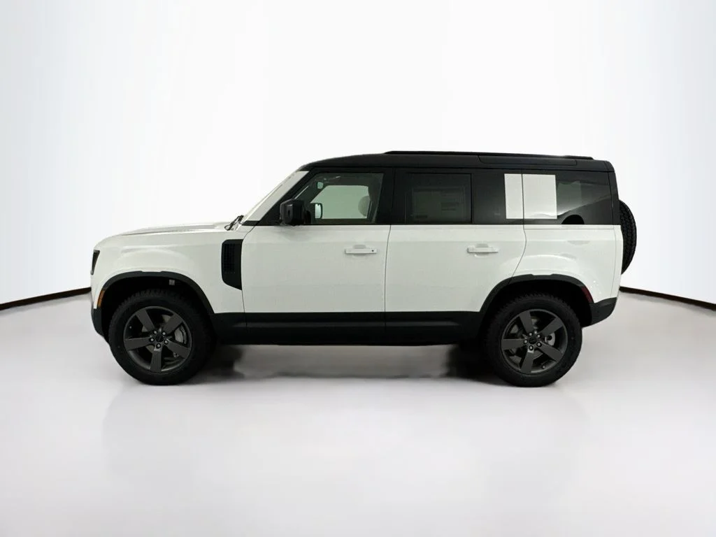 New 2026 Fuji White Land Rover S image 8
