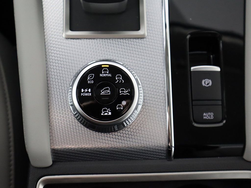 2025 Mitsubishi Outlander Plug-in Hybrid Platinum Edition - Photo 58