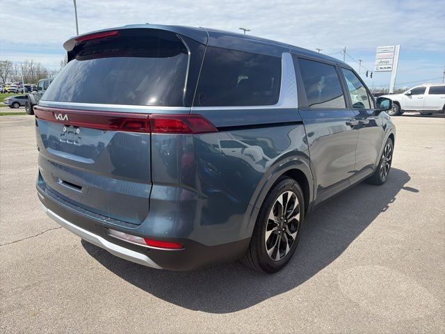 Used 2023 Blue Kia EX image 5