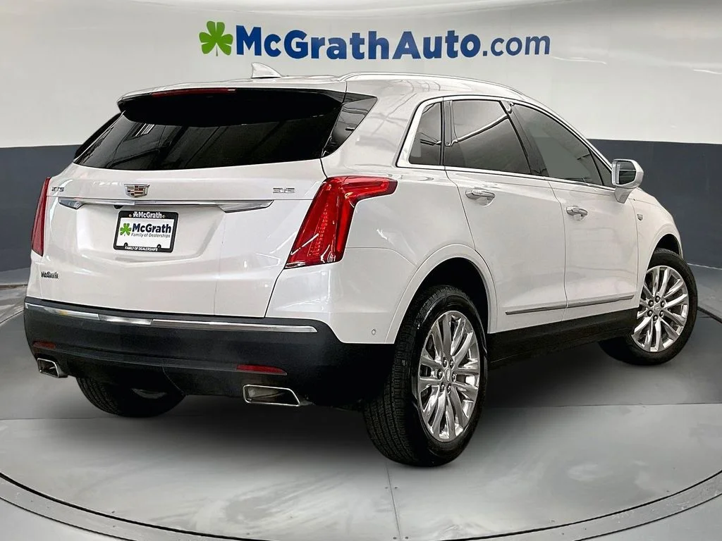 Used 2017 White Cadillac Premium Luxury image 17