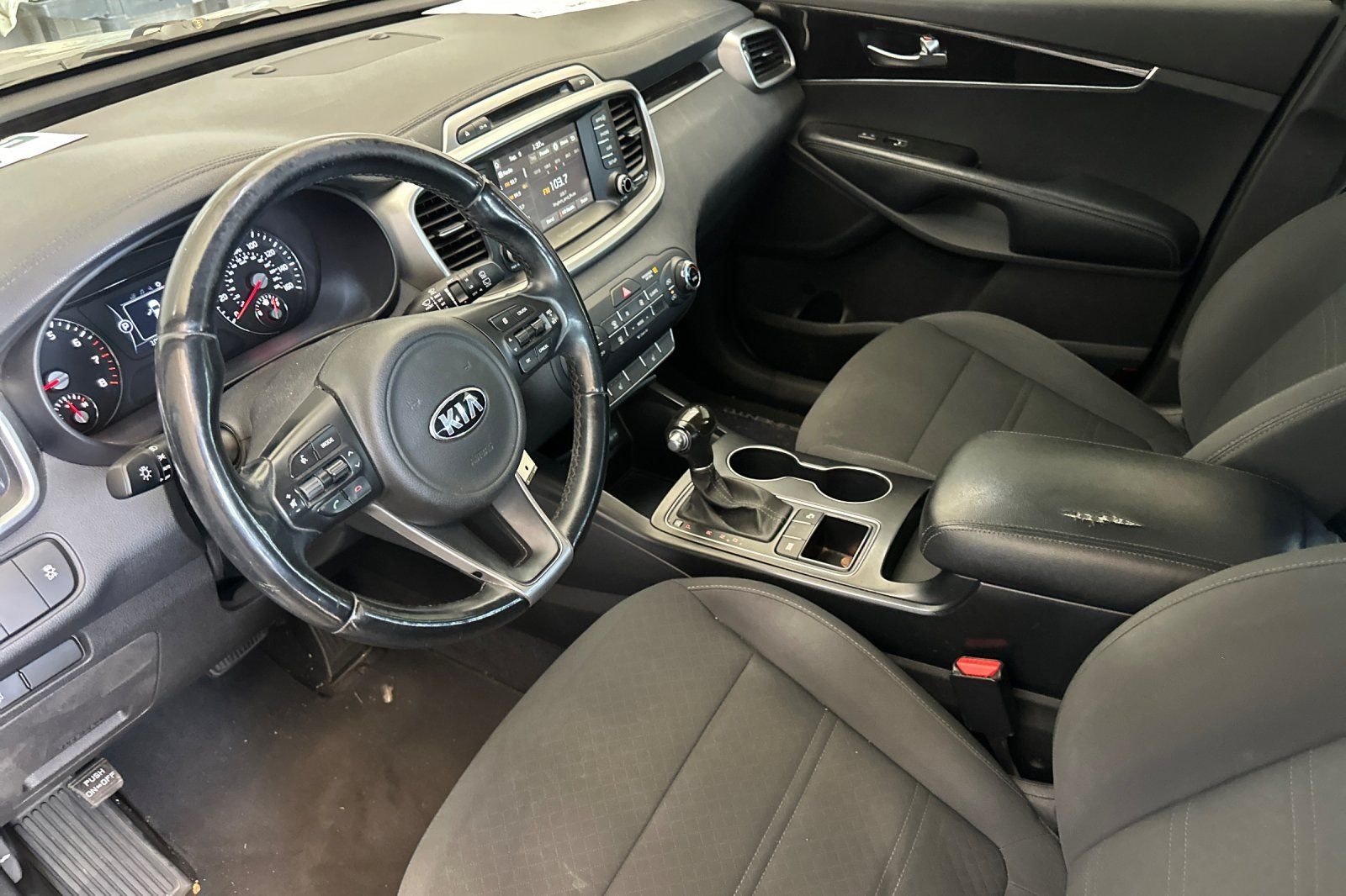 Used 2017 Silver Kia LX image 10
