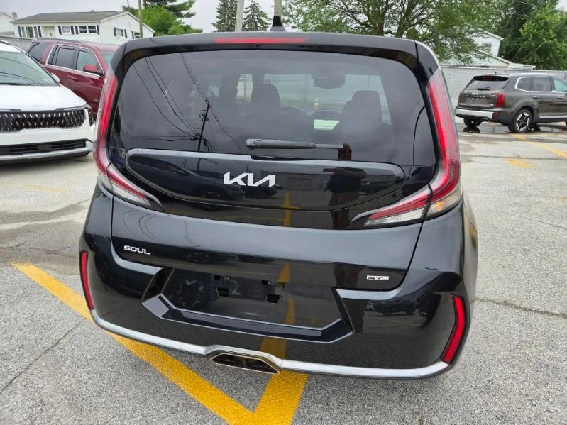 Used 2023 Black Kia GT-Line image 6