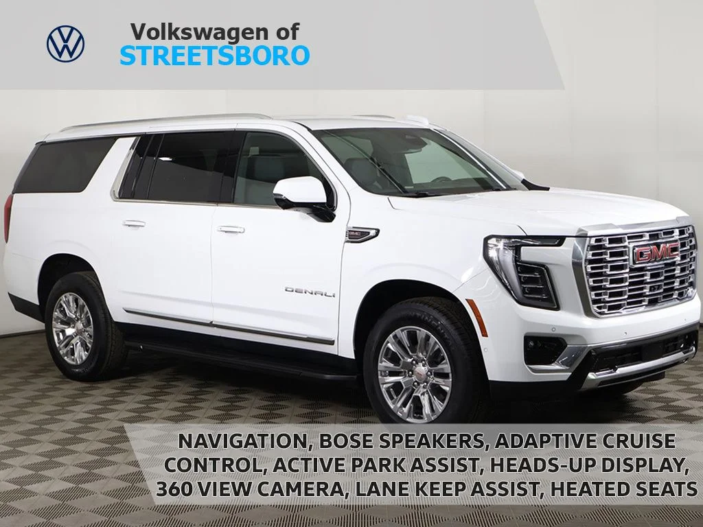 2025 GMC Yukon Denali AWD's photo
