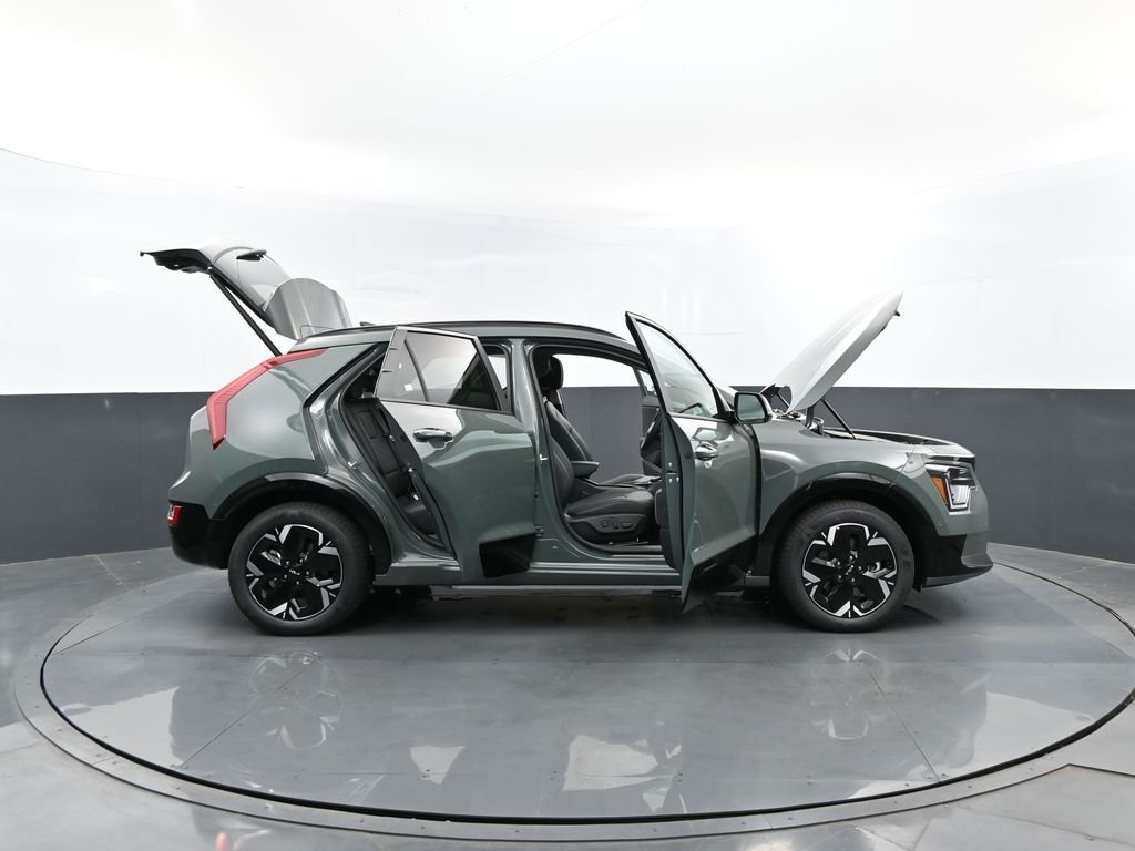 New 2026 Cityscape Green Kia WAVE image 34