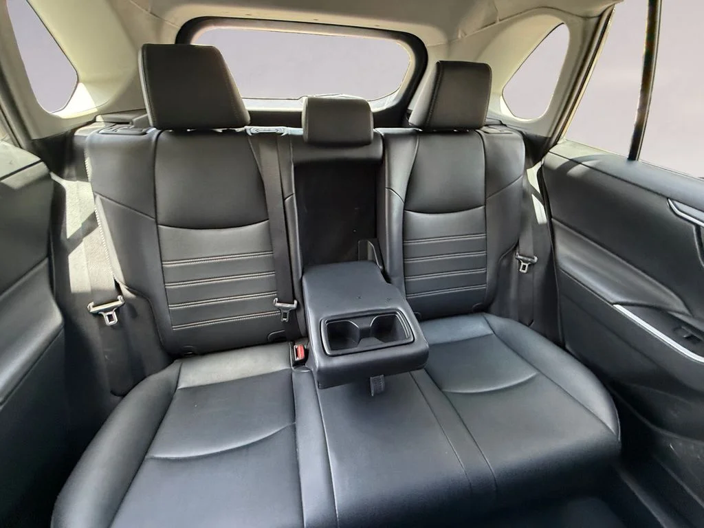 Used 2025 Gray Toyota XLE Premium image 18