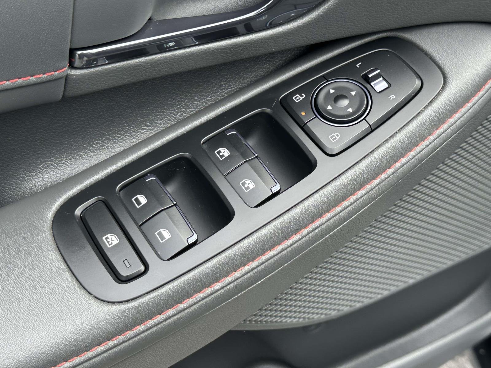 2025 Hyundai Sonata N Line - Photo 13