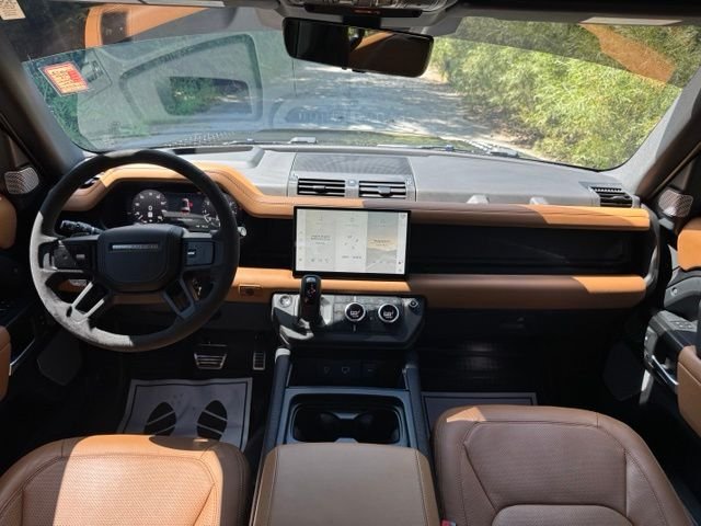 Certified Used 2024 Carpathian Gray Premium Metallic Land Rover V8 image 23