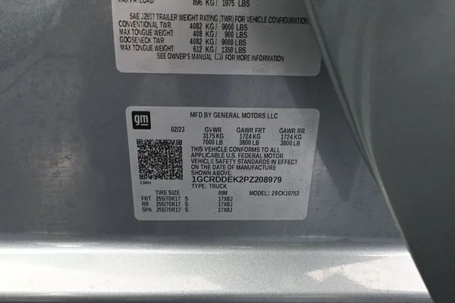 Used 2023 Gray Chevrolet LT image 39