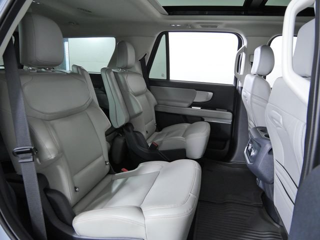 Certified Used 2025 Gray Ford Active image 16