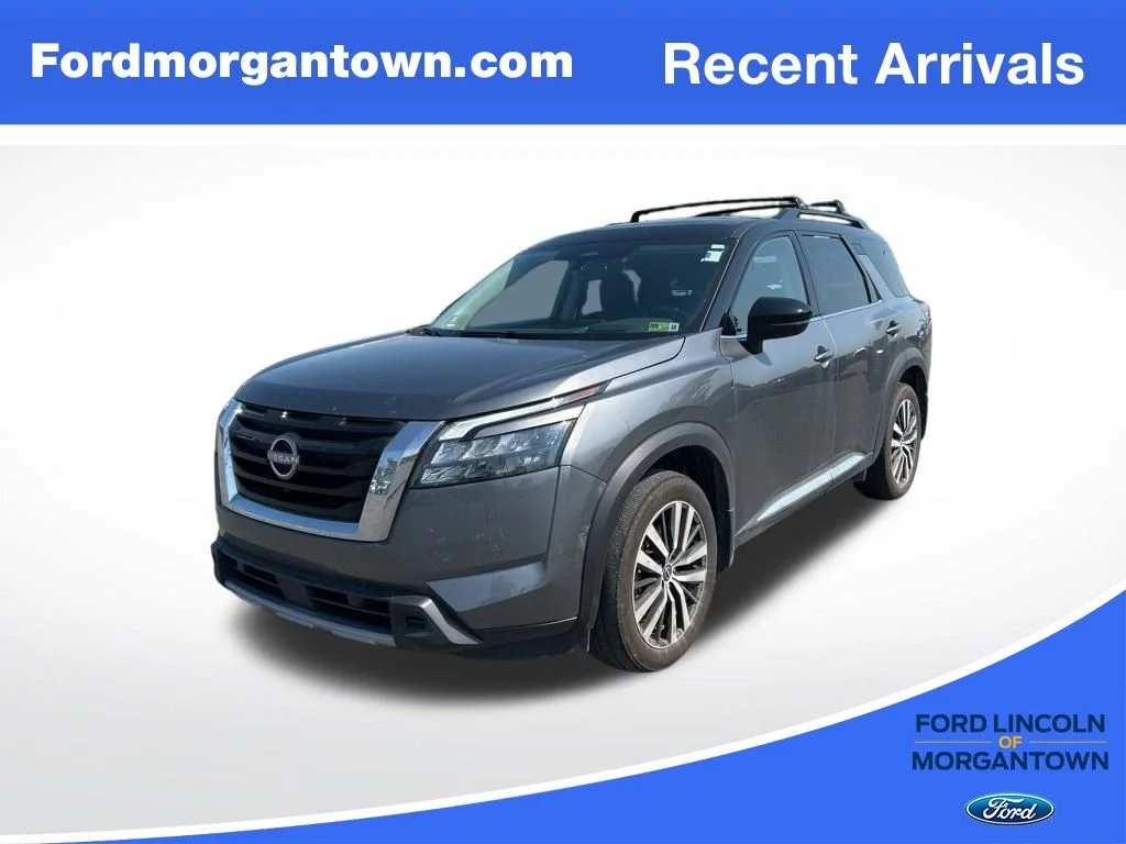 2025 Nissan Pathfinder Platinum 4WD's photo