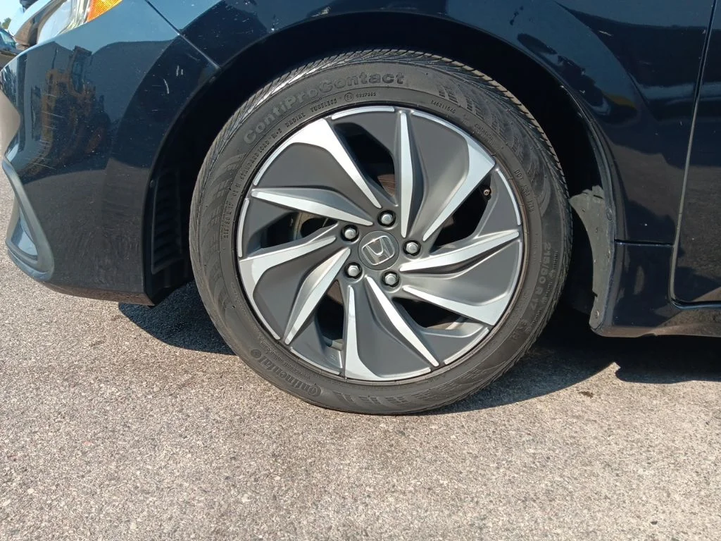 Used 2020 Black Honda Touring image 11