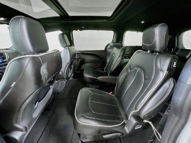 2025 Chrysler Pacifica Limited - Photo 24