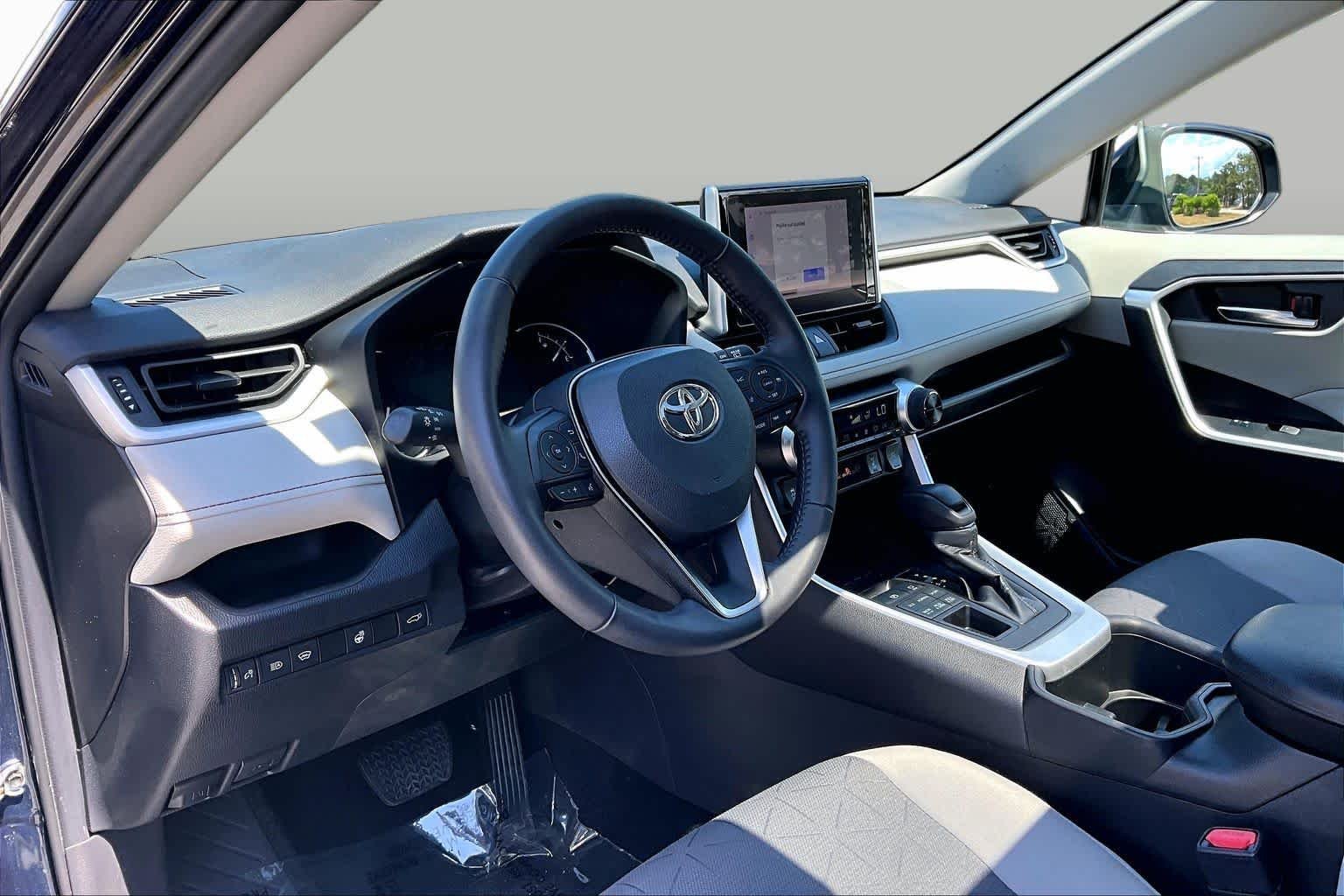 Used 2023 Blueprint Toyota XLE image 18