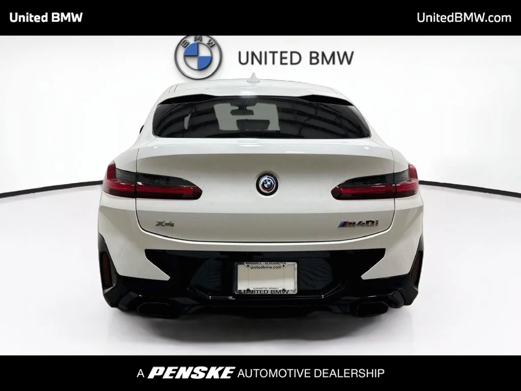 Used 2023 Alpine White BMW M40i image 6