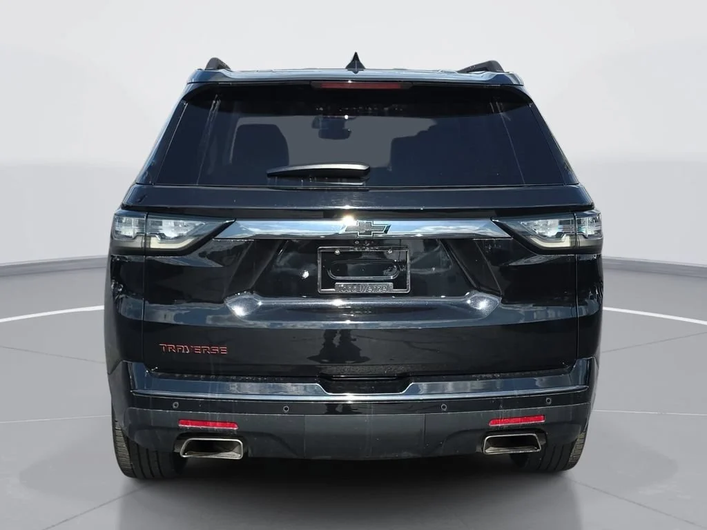 Certified Used 2021 MOSAIC BLACK METALLIC Chevrolet Premier image 5