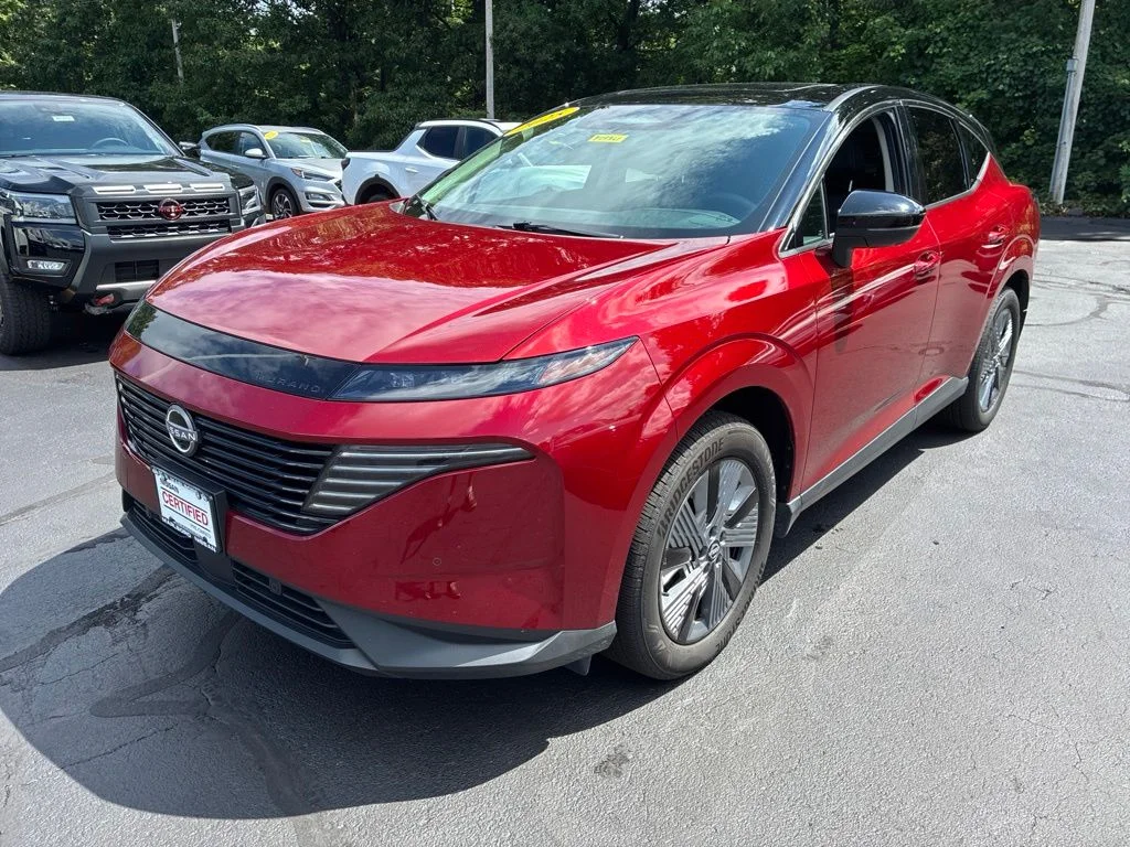 Certified Used 2025 Red Nissan SL image 3