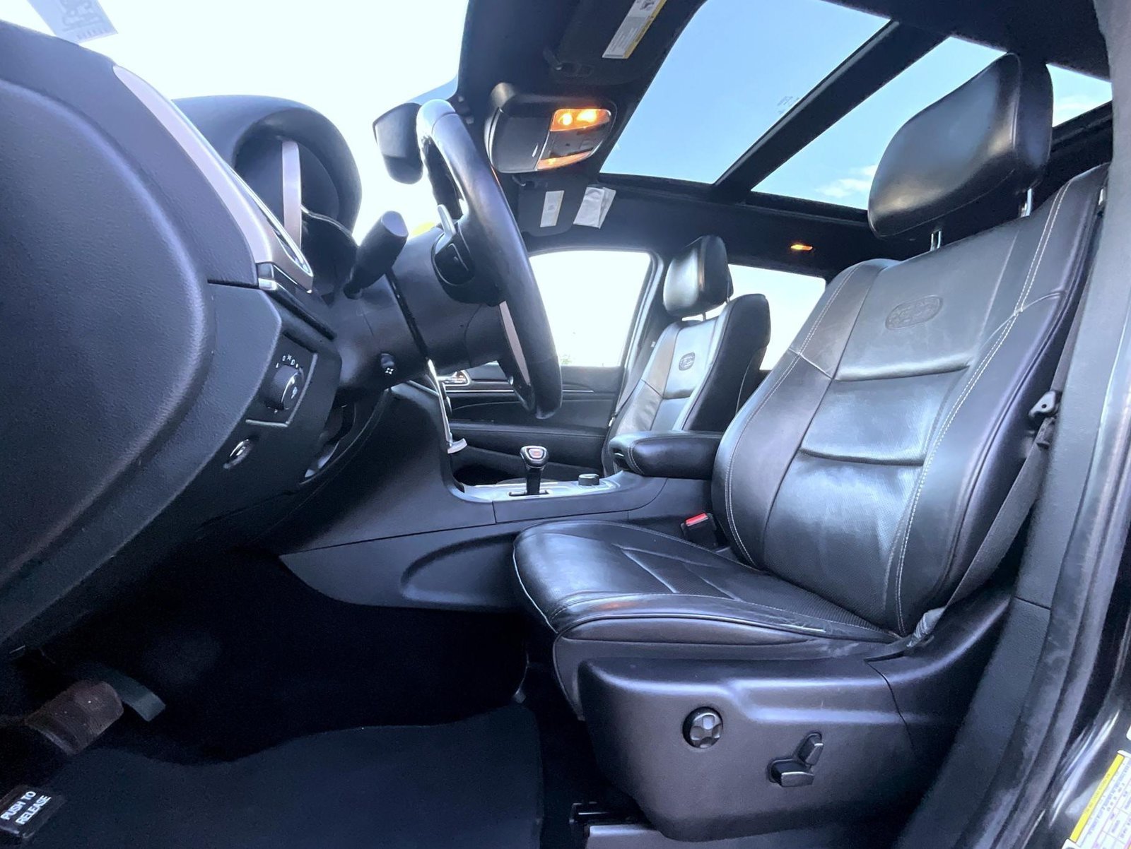 Used 2014 Black Jeep Overland image 11