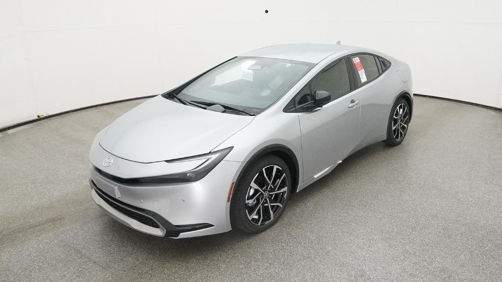 2025 Toyota Prius XSE Plug-in Hybrid's photo
