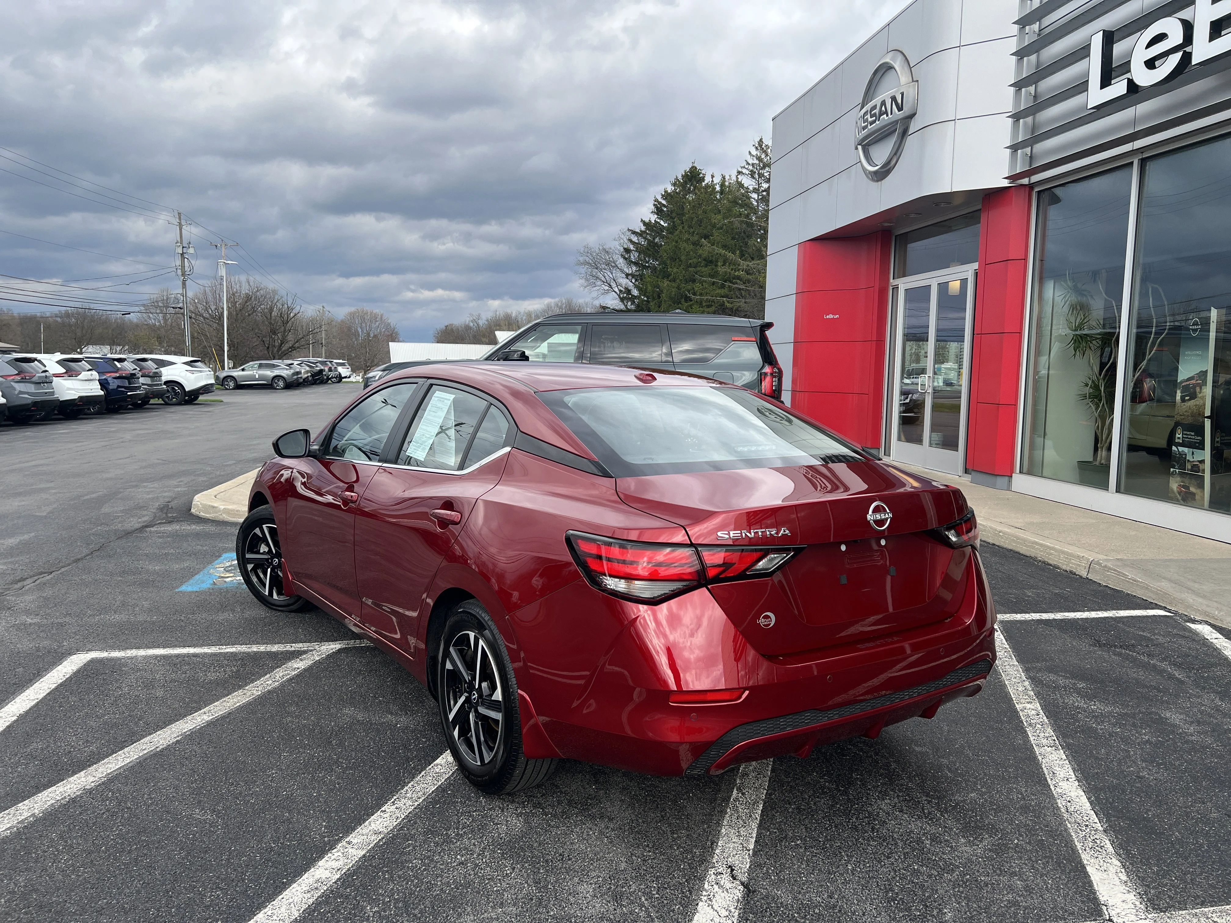 Certified Used 2025 Scarlet Ember Tintcoat Nissan SV image 7