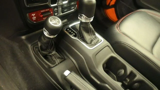 Used 2025  Jeep Rubicon image 20