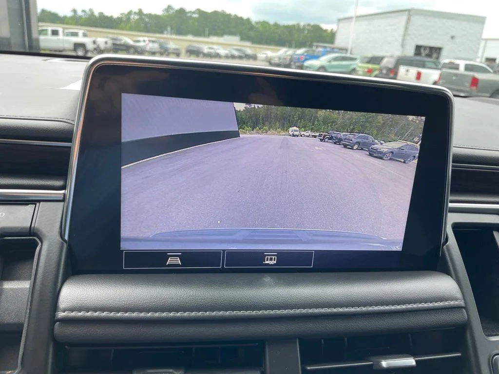 Used 2021 Gray Chevrolet Z71 image 19